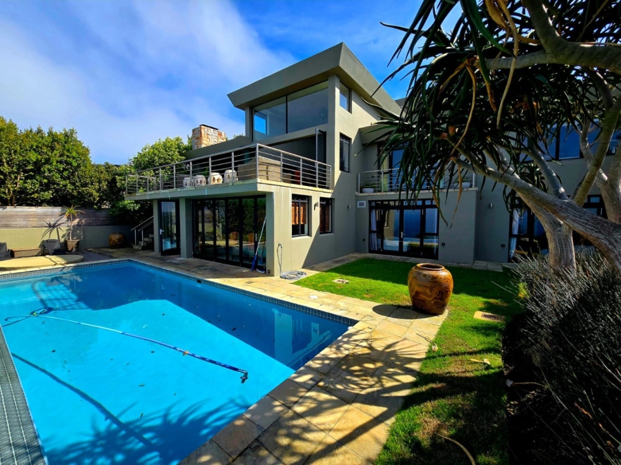 8 Bedroom Property for Sale in Oubaai Western Cape